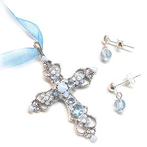 Lace Victorian Blue Necklace